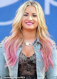 2, 2019 in los angeles. Demi Lovato Shows Off New Pink Hair As She Meets Up With Selena Gomez Demi Lovato Blonde Hair Demi Lovato Hair Hair Styles