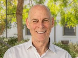 Eddie Estrada's Instagram, Twitter & Facebook