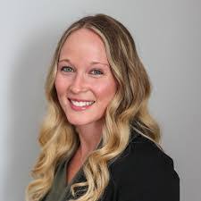 Jennifer Paoli's Instagram, Twitter & Facebook