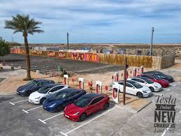— elon musk (@elonmusk) december 21, 2020 de ser real, esta sería la primera vez que tesla pone una fecha concreta a la. First Tesla Supercharger Opens In Dubai United Arab Emirates Owners Rejoice Teslanorth Com