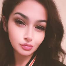 UPDATE: Woman walking