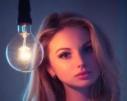 Pretty face, mode, light bulb, face, portrait, woman, HD wallpaper