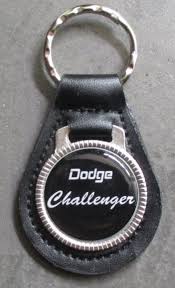 News Du Jour Porte Cle Metal Cuir Dodge Challenger Ecriture Auto Usa Prix 9 90 Accessible Depuis Le Lien Suivant H Dodge Challenger Dodge Auto