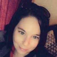 Amanda Deemer's Instagram, Twitter & Facebook