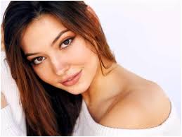 In a video tutorial posted by. Madelyn Cline Biography Age Height Boyfriend Net Worth Wiki Starswiki