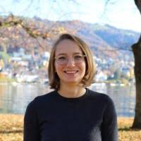 Изучайте релизы renée van riessen на discogs. Romy Van Riessen Content Manager Varias Verzekeringen Linkedin