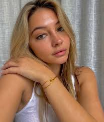 sweetest muses (sweetestmuses)