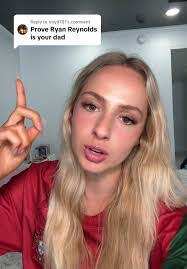 Naomi Reynolds's Instagram, Twitter & Facebook