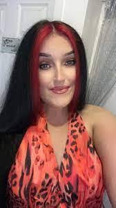 Hailey Layton's Instagram, Twitter & Facebook