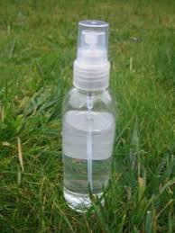Creer Vos Produits Naturels Simple Et Pas Cher Assainissant De L Air Ambiant Avec Des Hu Desodorisant Maison Trucs Et Astuces Huiles Essentielles Maison