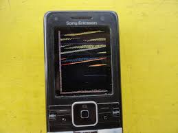 sony Ericsson k770i display problem ...
