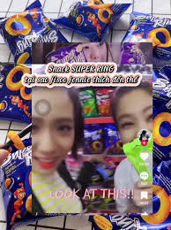 jisoo Jennie 😍 thích bánh này lắm nè vị bánh phô mai béo thơm chấn động má  ơi 🤤, fan Blackpink chắc chắn sẽ biết bánh này phải k nè #blackpink  #snacksuperring #anvat #ancungtiktok #muataitiktok ...