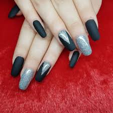 Gilded almond nails for trendsetters. Updated 50 Elegant Black And Silver Nails August 2020