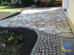 Quarzit Polygonalplatten Geliefert Und In Trasszement Splitt Garten Garten Deko Garten Ideen