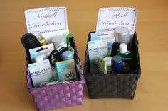 Diy Hochzeits Tipp Nr 1 Notfallkorbchen Fur Die Hochzeitsgaste Hochzeits Tipps Notfallkorbchen Hochzeit Hochzeitsgaste