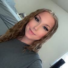 Are there any good budget friendly Locticians in Cookeville?