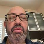 Bernard Etinger's Instagram, Twitter & Facebook