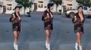 Mia Khalifa Posing Mid-Road in Nothing BUT a Shirt and Two Pigtails Is  Taking Instagram by Storm (View Pics & Videos) | 👗 LatestLY