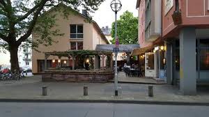 November bis auf weiteres schliessen. Die 10 Besten Deutschen Restaurants In Frankfurt Am Main