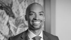 Egresado de la Escuela de Derecho UPR obtiene puntuación más alta en  reciente reválida de abogacía