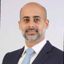 Paul Reith's Instagram, Twitter & Facebook