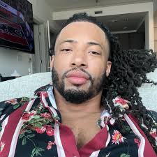 Finally took my braids out for a few days tho I don't like having all this  hair in my face lol 😂 my joint slick long I be forgetting