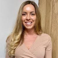 Jennifer Gatten's Instagram, Twitter & Facebook