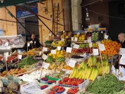 Ballaro Market Palermo Sicily All The Chaos And Southern Energy Of Palermo Ferments At The Ballaro Market That Bustles E Palermo Trip Advisor Daily Servings