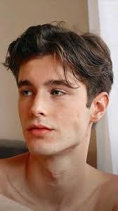 Sandra Deluna's Instagram, Twitter & Facebook