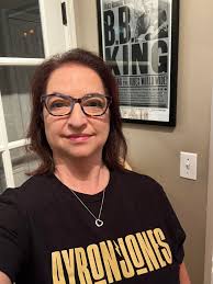 Show your love for Bob Lovelace!