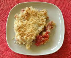 Croustillant Aux Pommes Et Rhubarbe Bisquick Recipes Rhubarb Crumble Recipes Rhubarb Recipes
