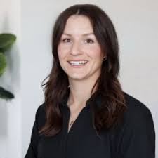 Excited to share my new position as Vice President of Business Operations  at Island Realm Real Estate! Grateful to work with amazing people in such  an innovative company. Visit us at our