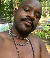 our sibling Don (Donovan) Crescendo went be he/they pronouns. Don was a  beautiful and proud black queer person who was very much adored in Chicago.  Don was well-known for their charity, dedication