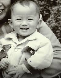 Chinese Mum Tearfully Reunites With Son After 32 Years, Shows Strength Of  Mother's Love