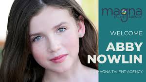 Abby Nowlin's Instagram, Twitter & Facebook