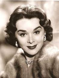 Suzanne Alexander's Instagram, Twitter & Facebook