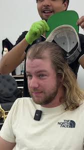 Transformación de cabello de mi hermano en Nueva Orleans