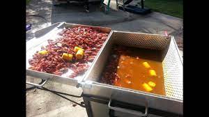 The creolefeast cfb1001 crawfish seafood boiler is equipped with several unique features that can ensure a perfect crawfish boiling experience. How To Boil Louisiana Crawfish In The King Kooker 9090 Boiler Setup Youtube