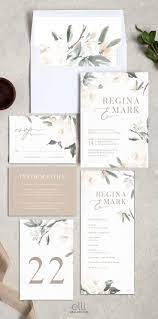 Elegante Gartenhochzeits Einladungsreihe Mit Atemberaubenden Neutralen Blumen Hochzeitstrends Floral Wedding Invitations Wedding Invitation Inspiration Garden Wedding Invitations