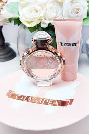 Rose Irisee Au Pays De La Fleur D Oranger Fragrance Paco Rabanne Olympea Edp Curvyliciousme Perfume Scents Perfume Perfume Bottles