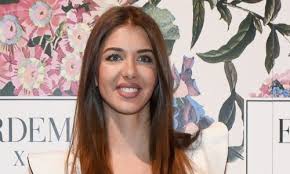 Sada znamo od koga je naslijedila ljepotu i šarm: Iva Šarić na Instagramu  se hvali svojom mamom