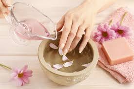 5 Home Remedies For Nail Growth Holland Barrett Unhealthy nails do not grow strongly and they break easier than usual. 5 home remedies for nail growth