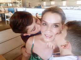 IDEAS IDEAS PARA HACER TUS VILLAS NAVIDEÑAS !!!! Fáciles de hacer y vas  coleccionándolas para que crezca tu Villa cada Año !!!! Guárdalo en tu muro  !!!! Comparte si te gustan !!!!