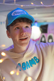 NEW EASTER MERCH 🐣👀♥️ New hoodies, hats and (for the first time) SOCKS!!!  First available to the Easter Meet & Greet customers! If you haven't  grabbed your ticket yet, GRAB IT NOW!