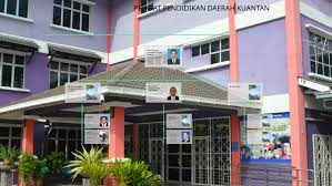 Mengupayakan ketua panitia 6 subjek bidang sains dan matematik dengan mengoptinum peranan mereka dan seterusnya boleh menggerakkan panitia untuk memacu transformasi pendidikan di sekolah dalam daerah langkawi. Ketua Pegawai Pendidikan Daerah Kuantan By Zakiah Jamal