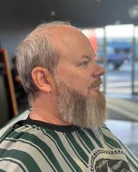 Meet one of the biggest Barber in Sierra Leone 🇸🇱 ❤️.