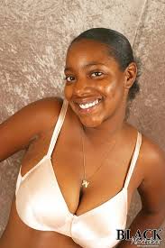 There was a technical error! Funny Black Amateur Shows Her Big Natural Tits