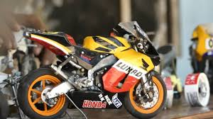 Rekomendasi game balap motor terbaru dan terbaik di 2019. Kreatif Miniatur Motor Sport Dari Barang Bekas Youtube