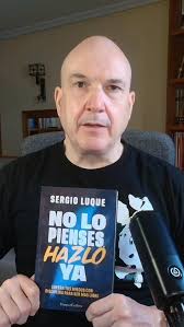 Vivimos muchas veces condicionados por lo que se espera de nosotros., Este  libro no habla de motivación rápida, sino de criterio, responsabilidad y  experiencia real., Cuando los consejos vienen de la ...