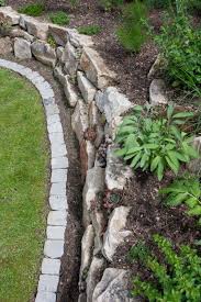 Eine Trockenmauer Steinmauer Garten Trockenmauer Gartenmauer